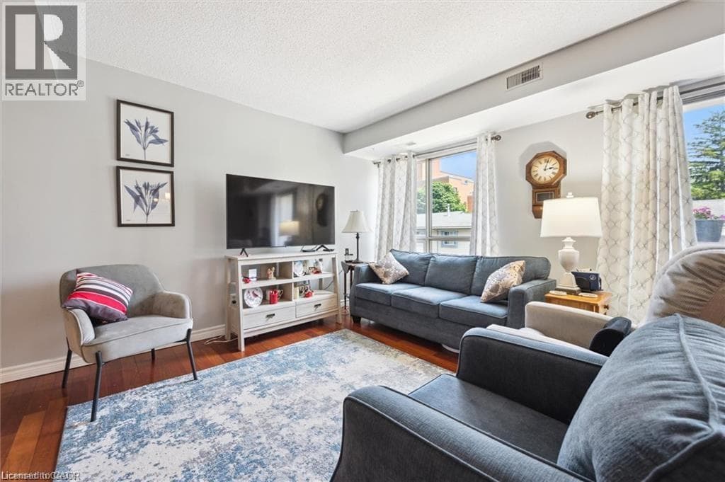 Apartment for sale at 3267 KING Street E Unit# 204, Chicopee, Kitchener, Ontario, photo 5