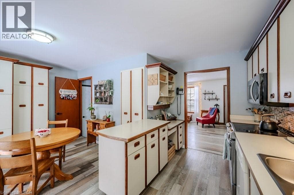 Detached for sale at 39 BANNOCKBURN Road, Doon South, Kitchener, Ontario, photo 14