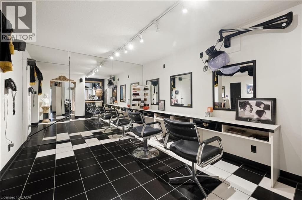 Detached for sale at 64 FRANCIS Street N, Downtown Kitchener, Kitchener, Ontario, photo 10