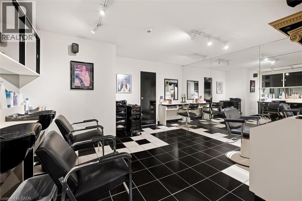 Detached for sale at 64 FRANCIS Street N, Downtown Kitchener, Kitchener, Ontario, photo 11