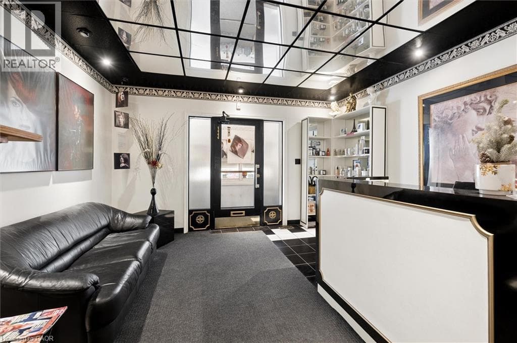 Detached for sale at 64 FRANCIS Street N, Downtown Kitchener, Kitchener, Ontario, photo 6