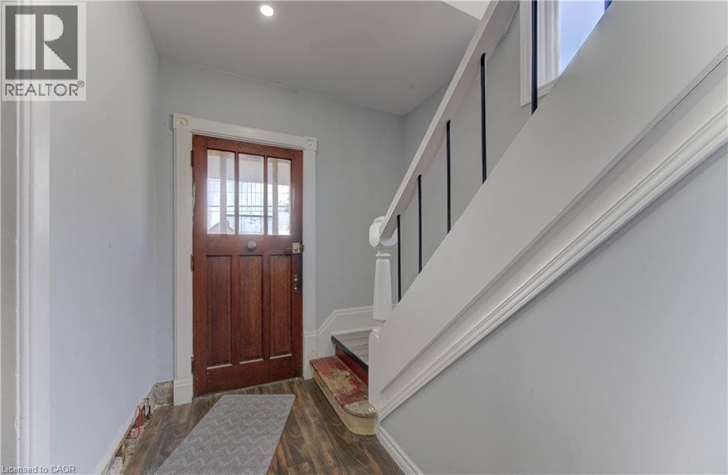 Detached for sale at 138 COURTLAND Avenue E, Mill Courtland Woodside Park, Kitchener, Ontario, photo 2