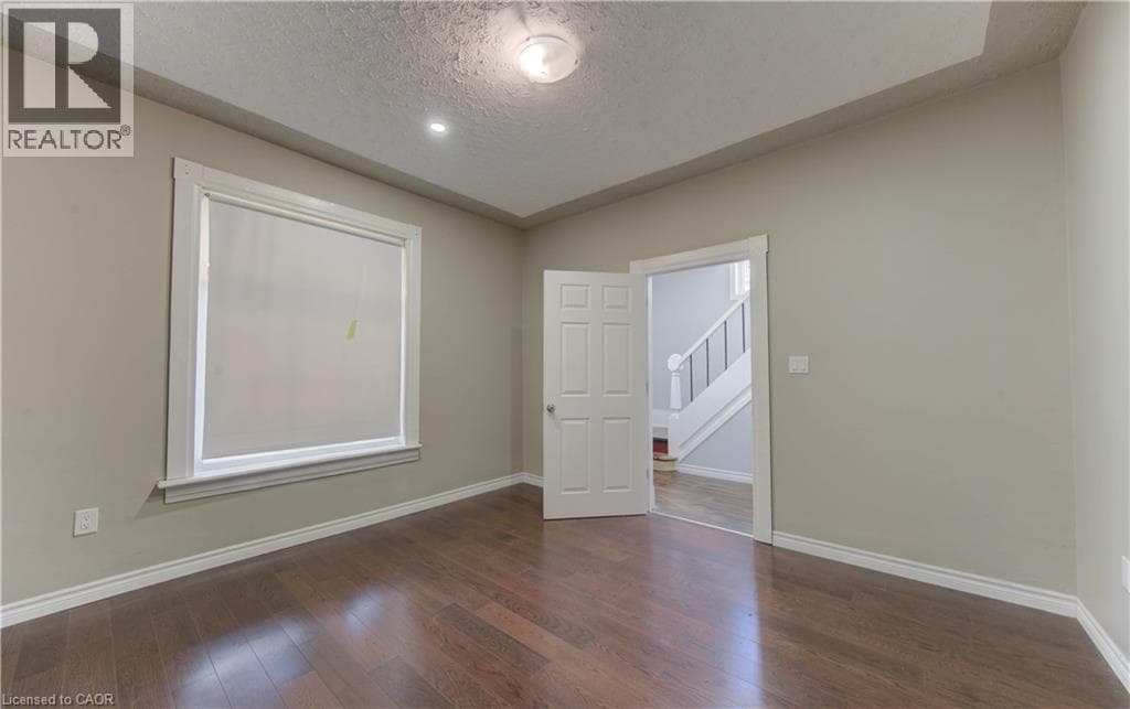 Detached for sale at 138 COURTLAND Avenue E, Mill Courtland Woodside Park, Kitchener, Ontario, photo 4