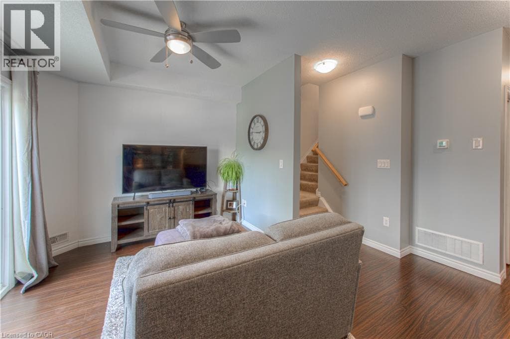 Townhouse for sale at 1430 HIGHLAND Road W Unit# 19A, Highland West, Kitchener, Ontario, photo 10