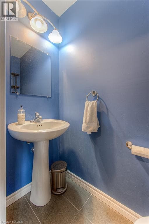 Townhouse for sale at 1430 HIGHLAND Road W Unit# 19A, Highland West, Kitchener, Ontario, photo 4