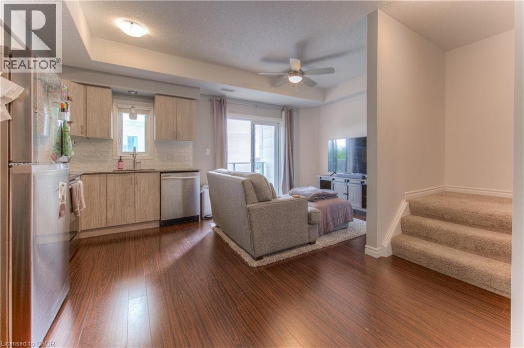 Townhouse for sale at 1430 HIGHLAND Road W Unit# 19A, Highland West, Kitchener, Ontario, photo 7