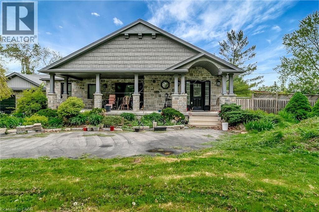 Detached for sale at 1392 DOON VILLAGE Road, Doon South, Kitchener, Ontario, photo 2