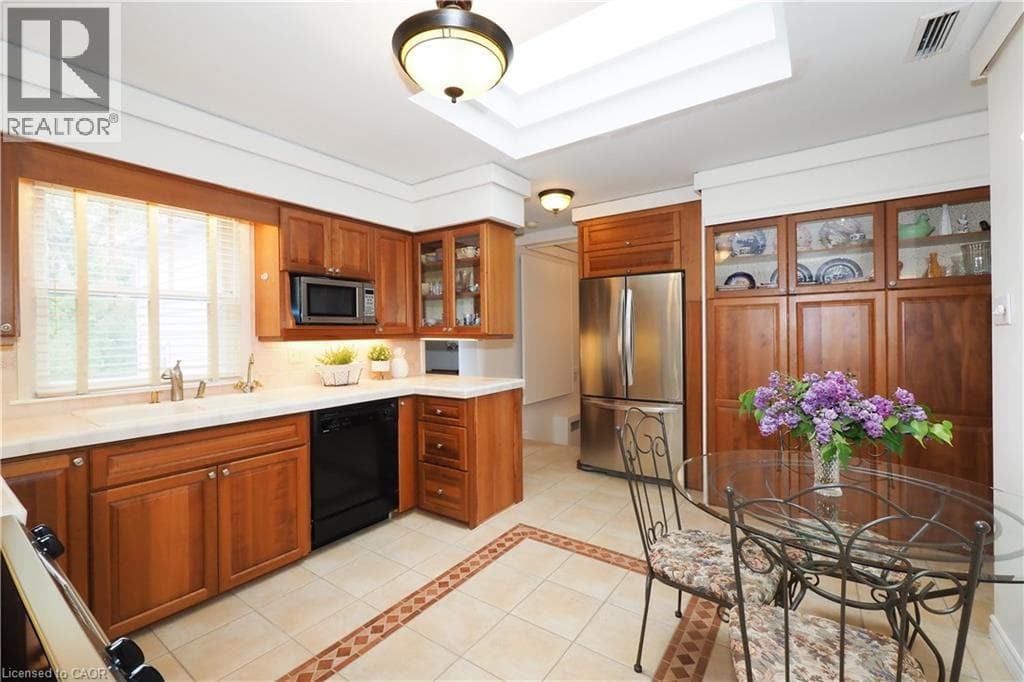 Detached for sale at 2023 CORONATION Boulevard, Langs Farm, Cambridge, Ontario, photo 16