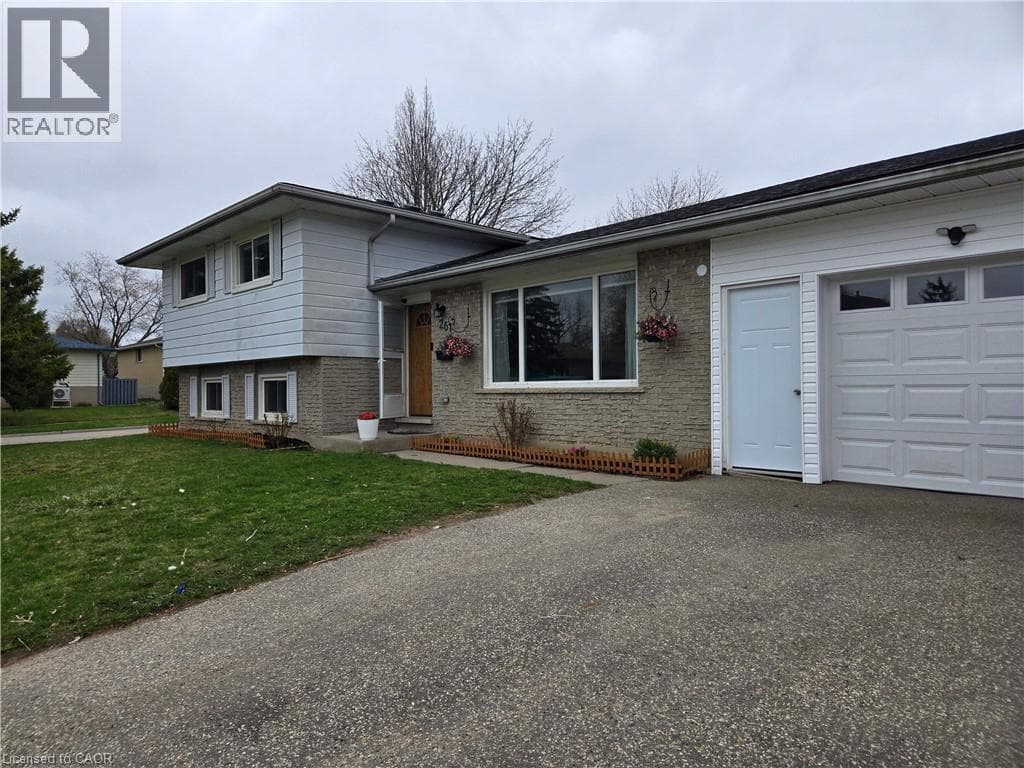 Detached for sale at 261 OVERLEA Drive, Forest Hill, Kitchener, Ontario, photo 3