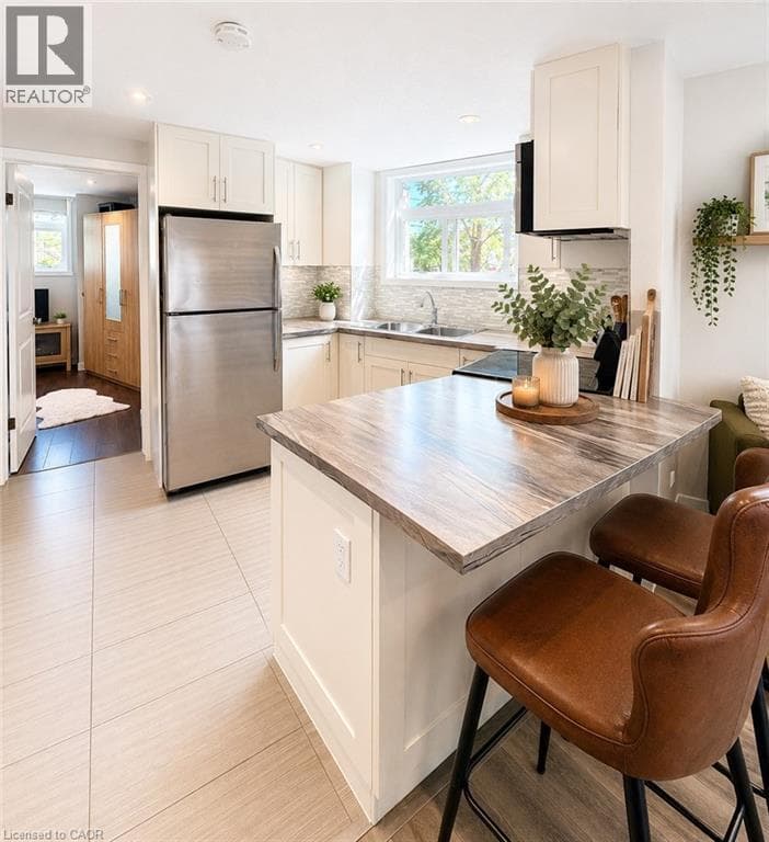 Apartment for sale at 489 EAST Avenue Unit# A, Auditorium, Kitchener, Ontario, photo 4