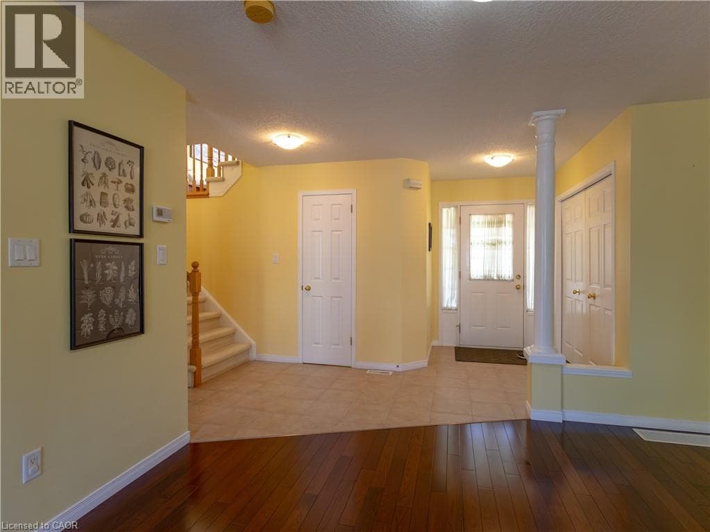 Detached for sale at 212 SLEAFORD Street, Lincoln Village West, Waterloo, Ontario, photo 5