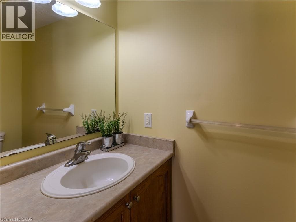 Detached for sale at 212 SLEAFORD Street, Lincoln Village West, Waterloo, Ontario, photo 12