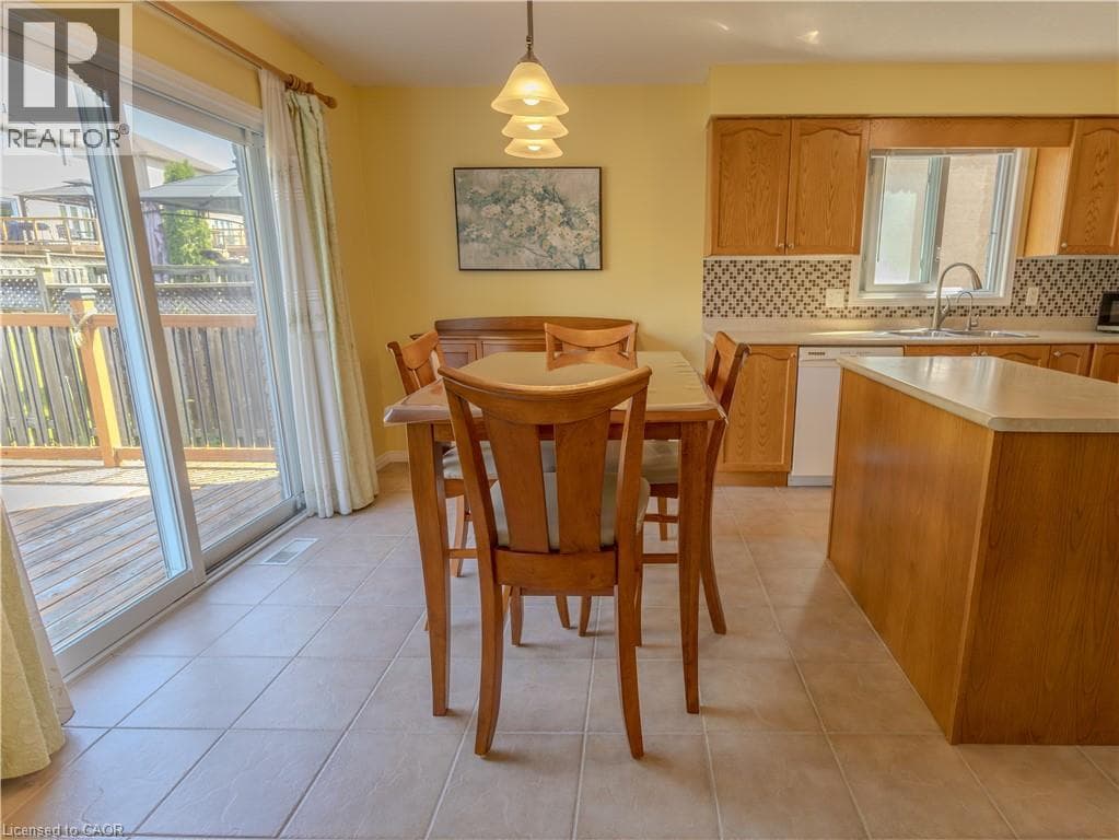 Detached for sale at 212 SLEAFORD Street, Lincoln Village West, Waterloo, Ontario, photo 11