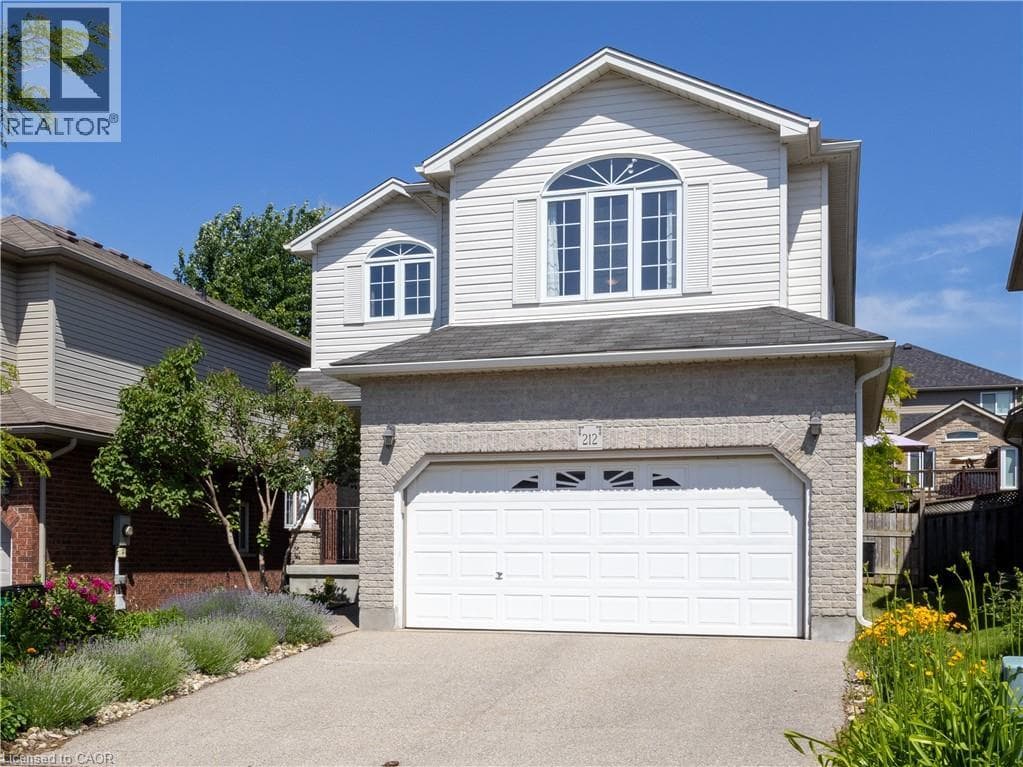 Detached for sale at 212 SLEAFORD Street, Lincoln Village West, Waterloo, Ontario, photo 2