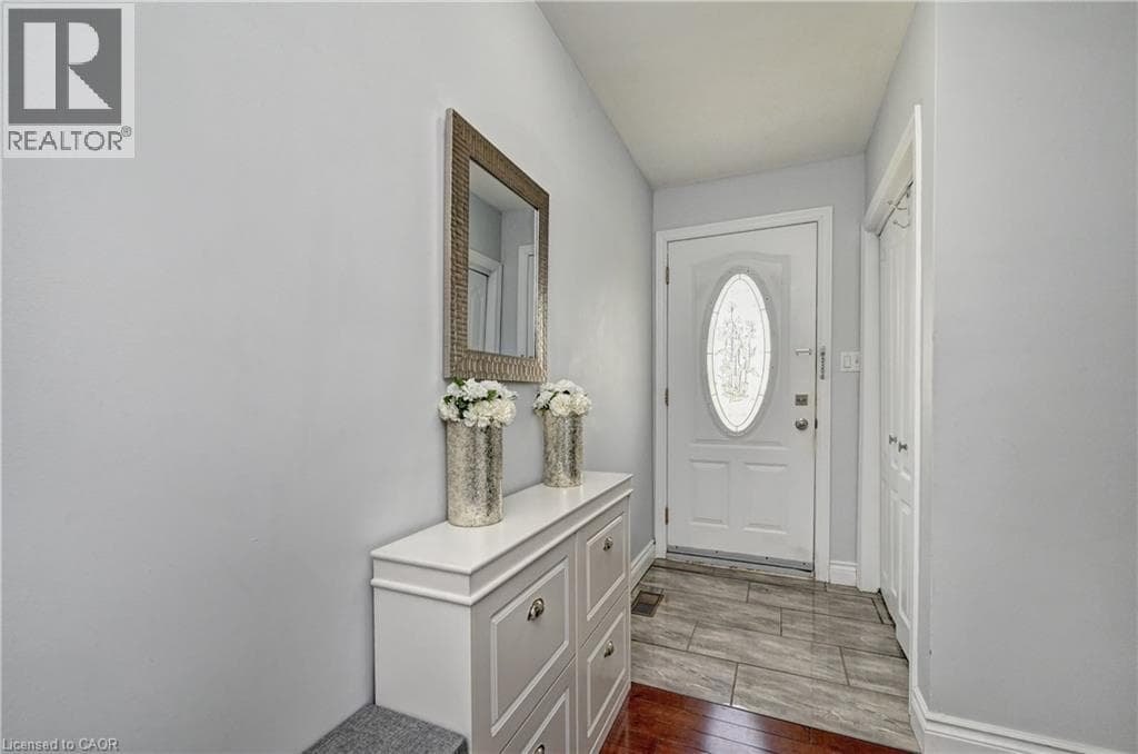 Detached for sale at 158 PLYMOUTH Road, Rockway, Kitchener, Ontario, photo 3