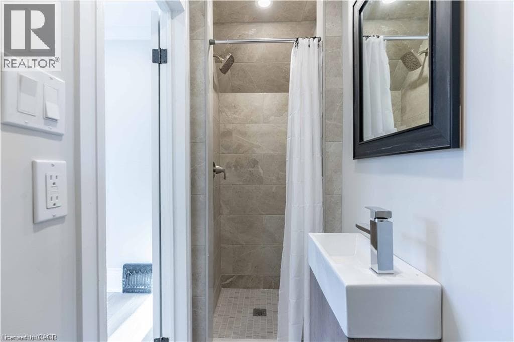 Multi-family for sale at 66 QUEEN Street W, Downtown Hespeler, Cambridge, Ontario, photo 37