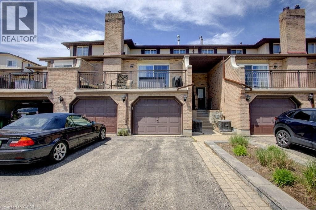Townhouse for sale at 464 BEECHWOOD Place Unit# 3, Rummelhardt, Waterloo, Ontario, photo 2