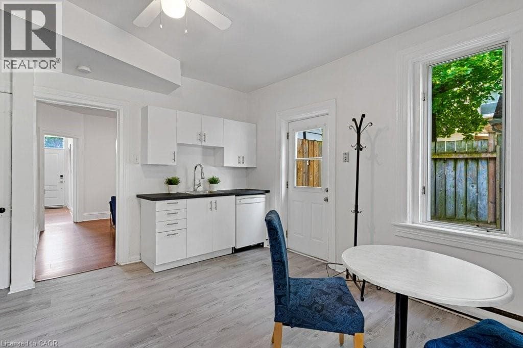 Semi-detached for sale at 156 ST ANDREWS Street, Southwood, Cambridge, Ontario, photo 16