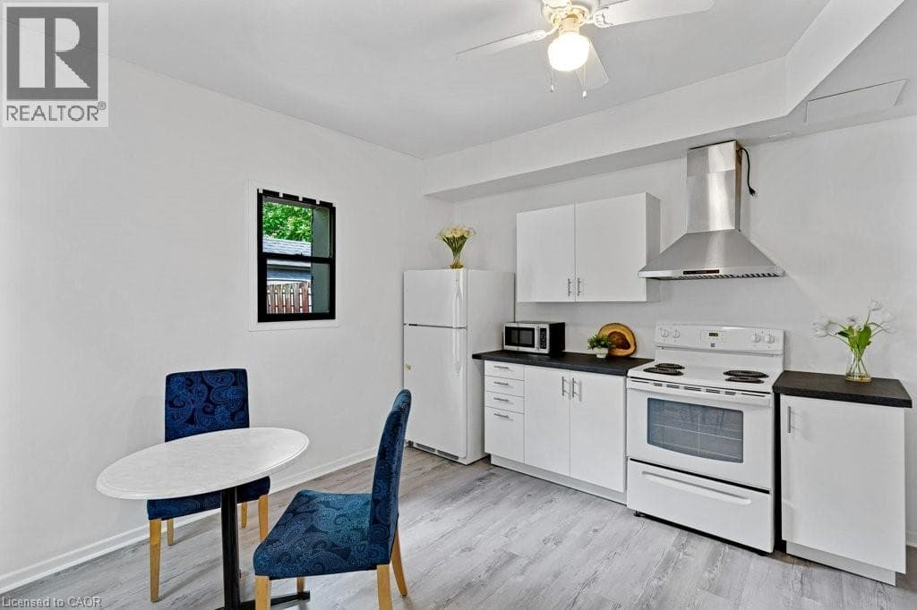 Semi-detached for sale at 156 ST ANDREWS Street, Southwood, Cambridge, Ontario, photo 15