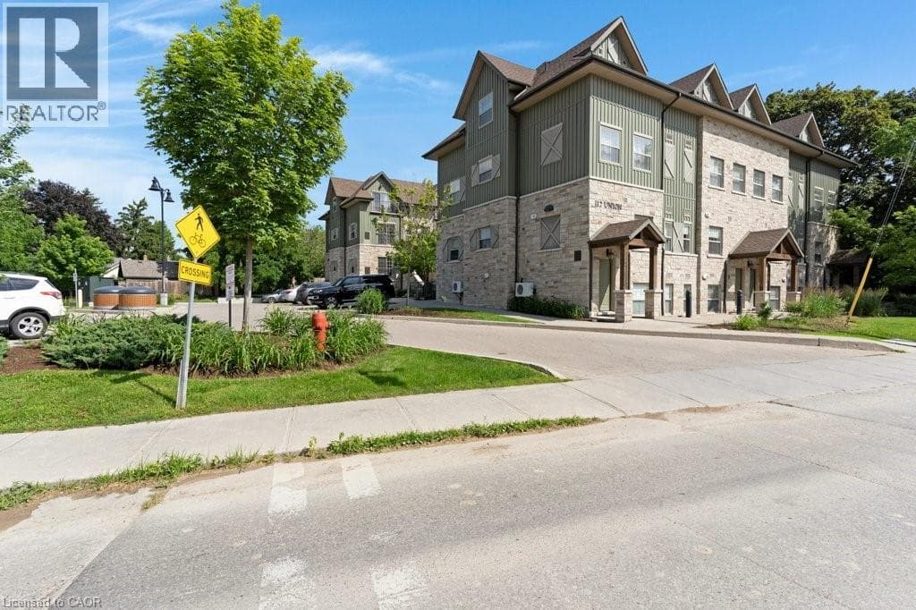 Apartment for sale at 112 UNION Street E Unit# B103, Mary Allen, Waterloo, Ontario, photo 2