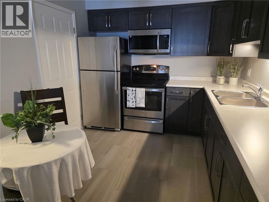 Apartment for sale at 565 GREENFIELD Avenue Unit# 106, Vanier, Kitchener, Ontario, photo 10