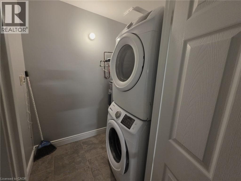Apartment for sale at 565 GREENFIELD Avenue Unit# 106, Vanier, Kitchener, Ontario, photo 11