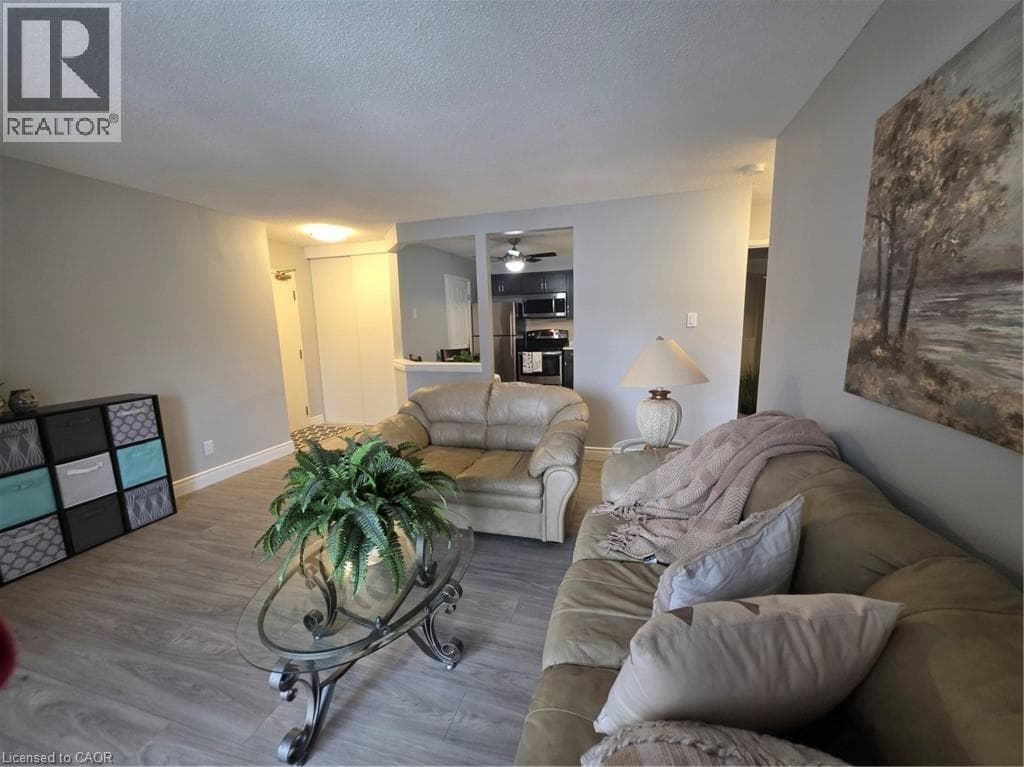 Apartment for sale at 565 GREENFIELD Avenue Unit# 106, Vanier, Kitchener, Ontario, photo 4