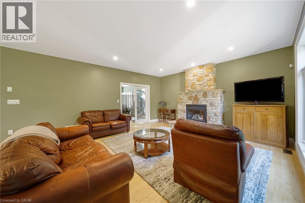 Detached for sale at 112 DIRKSEN Court, Pioneer Tower West, Kitchener, Ontario, photo 15