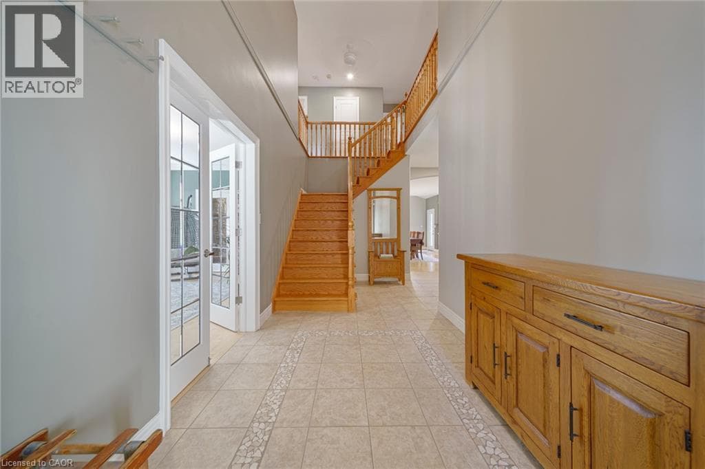Detached for sale at 112 DIRKSEN Court, Pioneer Tower West, Kitchener, Ontario, photo 4