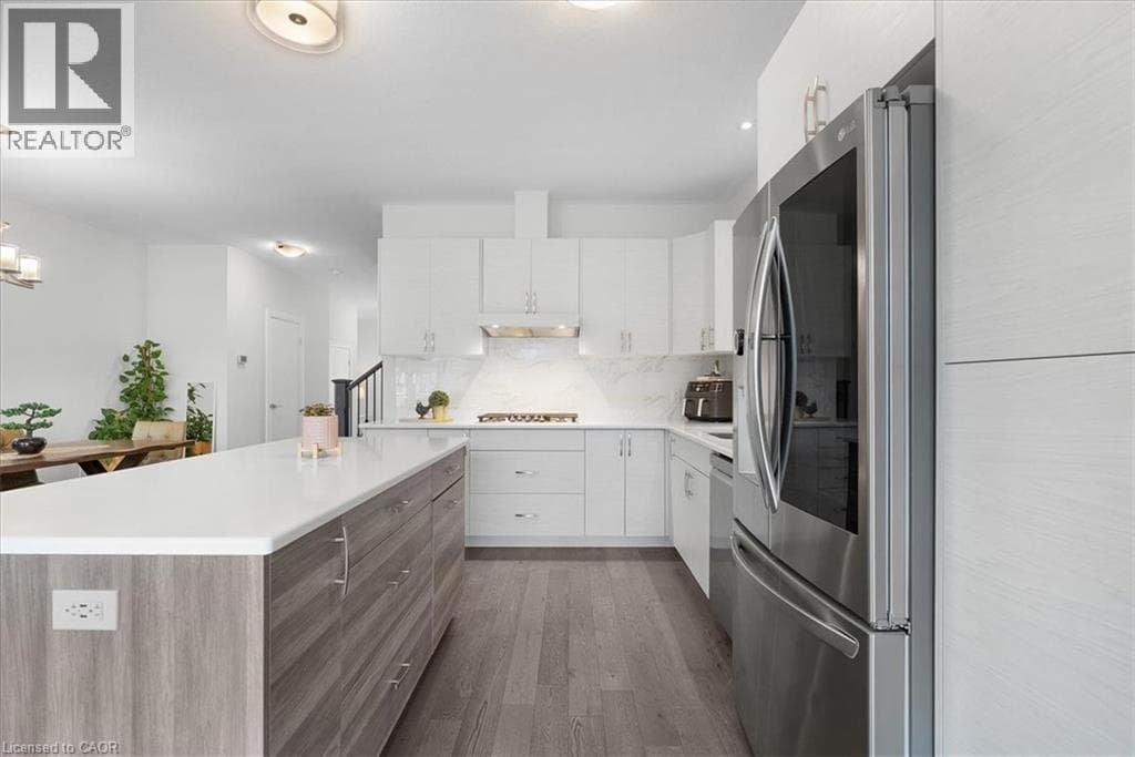 Detached for sale at 657 BENNINGER Drive, Laurentian West, Kitchener, Ontario, photo 11