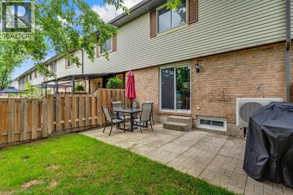 Townhouse for sale at 700 ERINBROOK Drive Unit# 22, Country Hills West, Kitchener, Ontario, photo 22