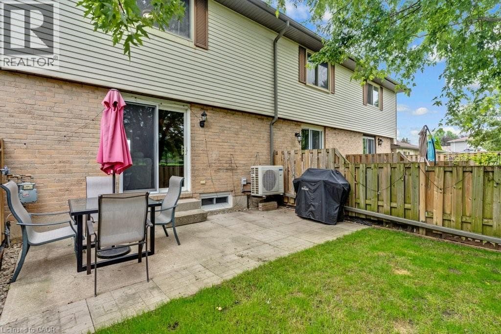Townhouse for sale at 700 ERINBROOK Drive Unit# 22, Country Hills West, Kitchener, Ontario, photo 23