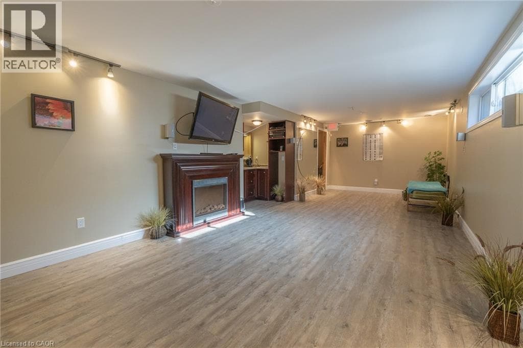 Other for sale at 11 BELMONT Avenue W, St. Marys, Kitchener, Ontario, photo 14