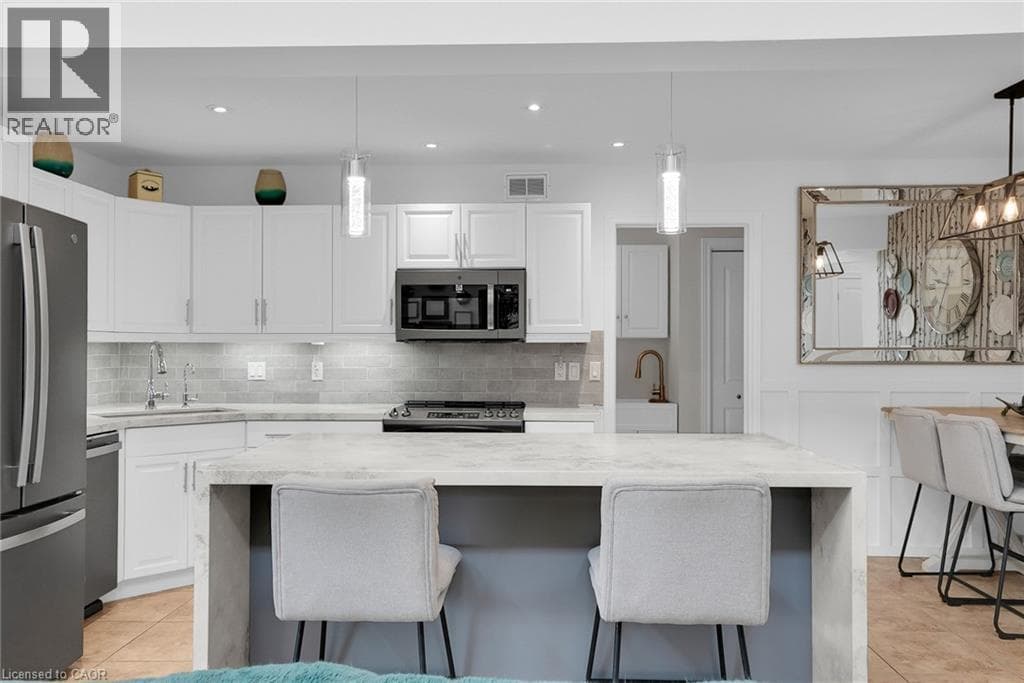 Townhouse for sale at 31 TOWNSEND Drive Unit# 66, Breslau, Woolwich, Ontario, photo 4