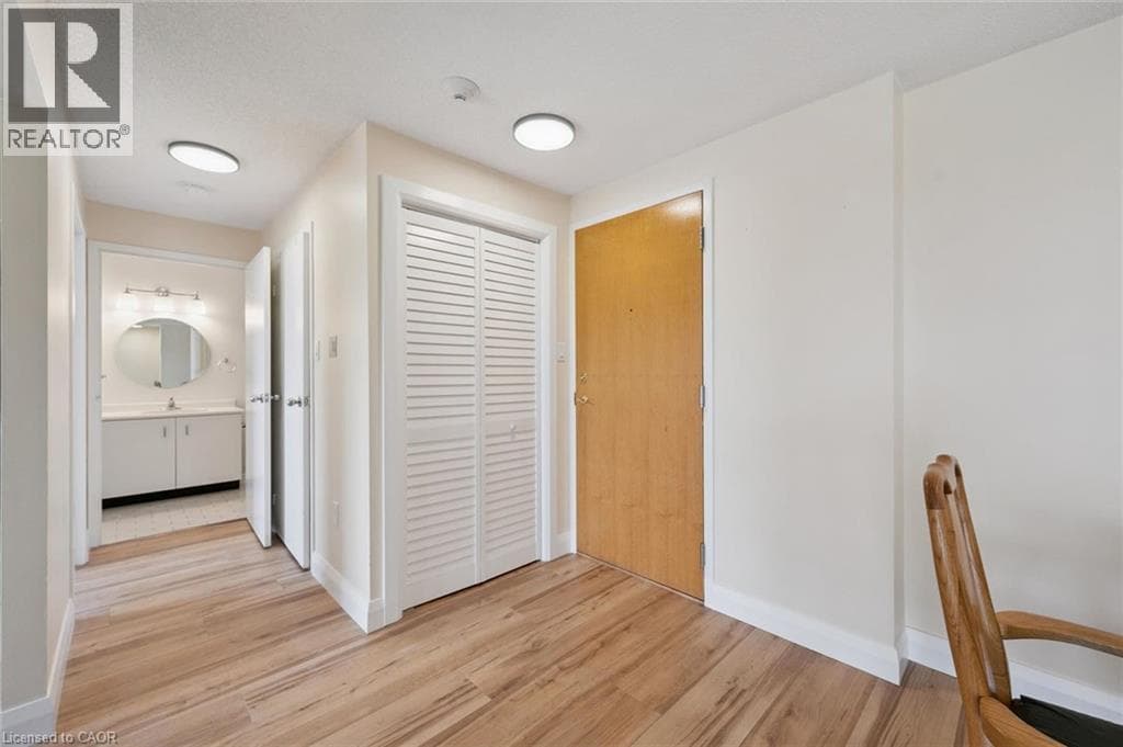 Apartment for sale at 55 BLUE SPRINGS Drive Unit# 514, Lincoln Heights, Waterloo, Ontario, photo 6