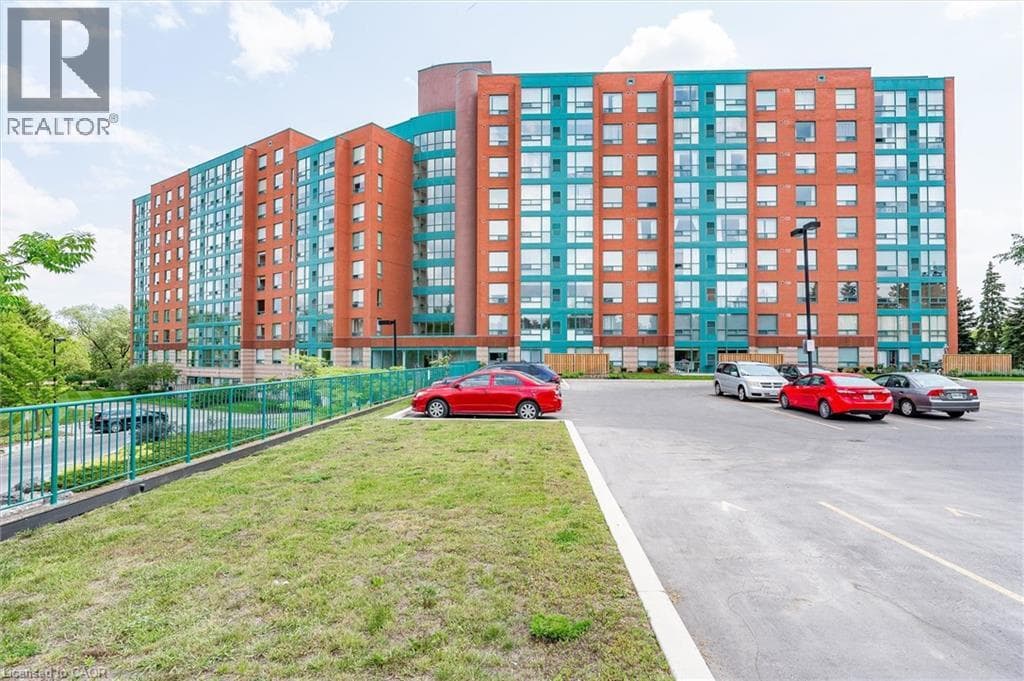 Apartment for sale at 55 BLUE SPRINGS Drive Unit# 514, Lincoln Heights, Waterloo, Ontario, photo 2