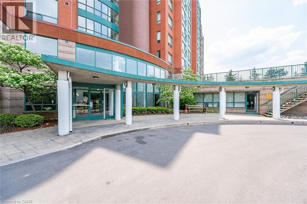 Apartment for sale at 55 BLUE SPRINGS Drive Unit# 514, Lincoln Heights, Waterloo, Ontario, photo 3