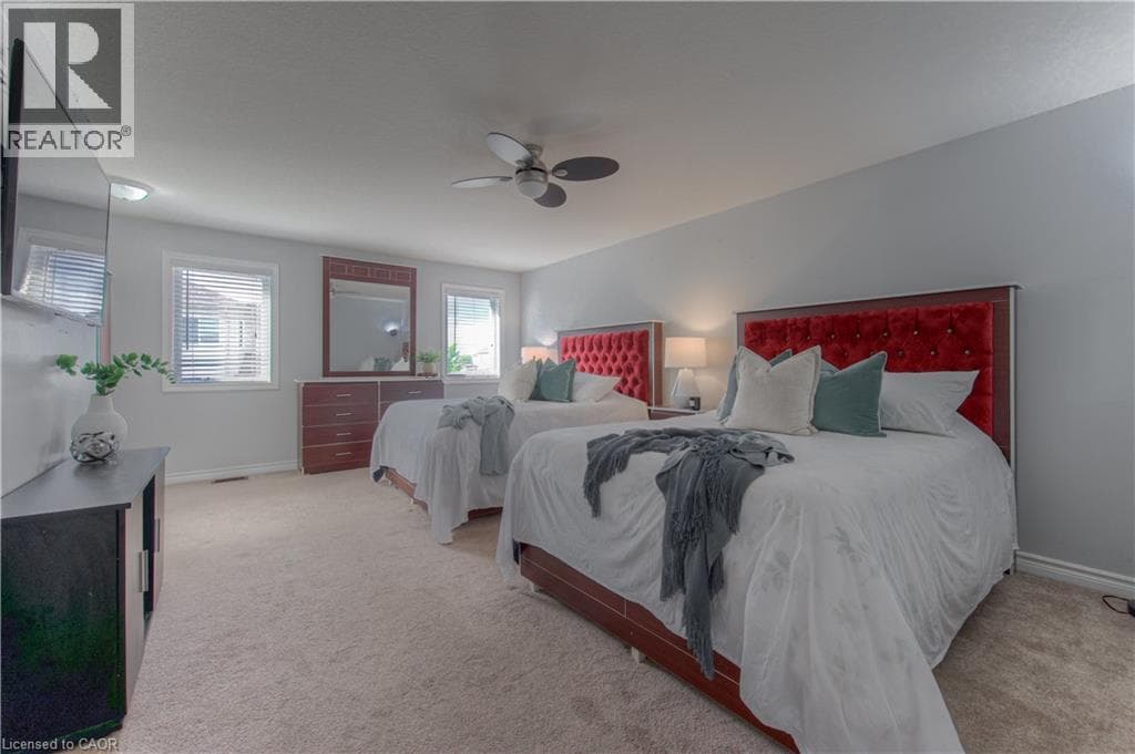 Detached for sale at 139 PEBBLECREEK Drive, Grand River South, Kitchener, Ontario, photo 22