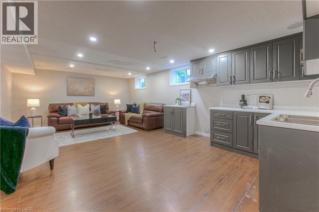Detached for sale at 139 PEBBLECREEK Drive, Grand River South, Kitchener, Ontario, photo 28