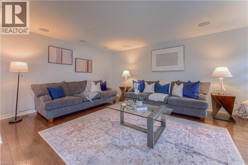 Detached for sale at 139 PEBBLECREEK Drive, Grand River South, Kitchener, Ontario, photo 15