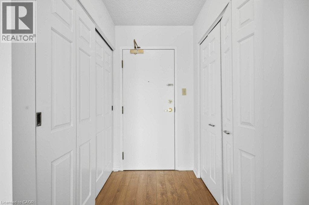 Apartment for sale at 1414 KING Street E Unit# 302, Eastwood, Kitchener, Ontario, photo 4