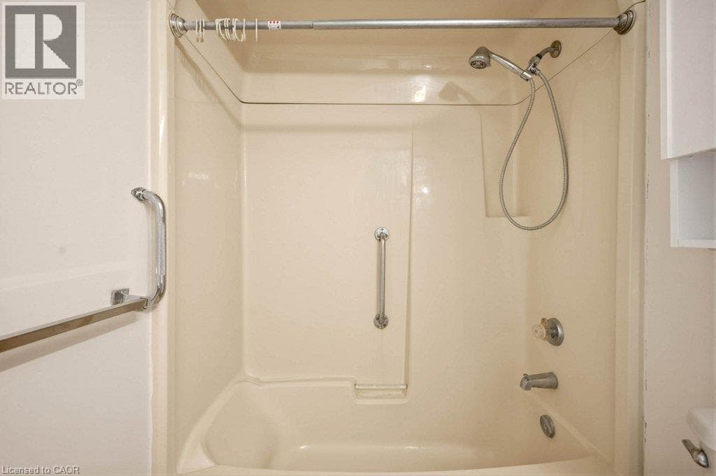 Apartment for sale at 1414 KING Street E Unit# 302, Eastwood, Kitchener, Ontario, photo 19