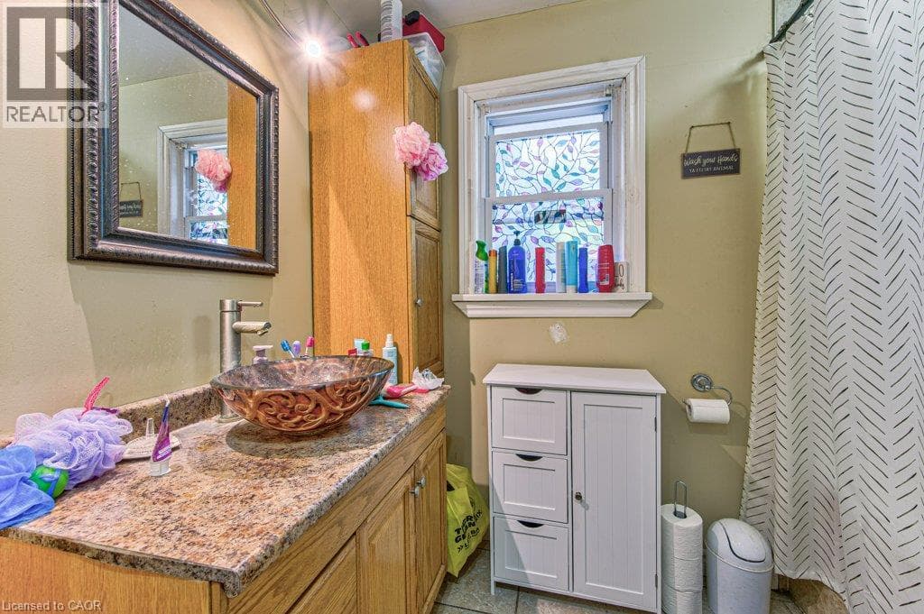 Multi-family for sale at 819 DUKE Street, Central Park, Cambridge, Ontario, photo 19