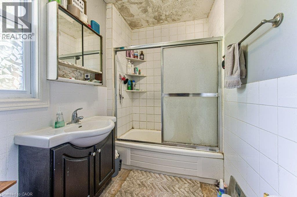 Multi-family for sale at 819 DUKE Street, Central Park, Cambridge, Ontario, photo 37