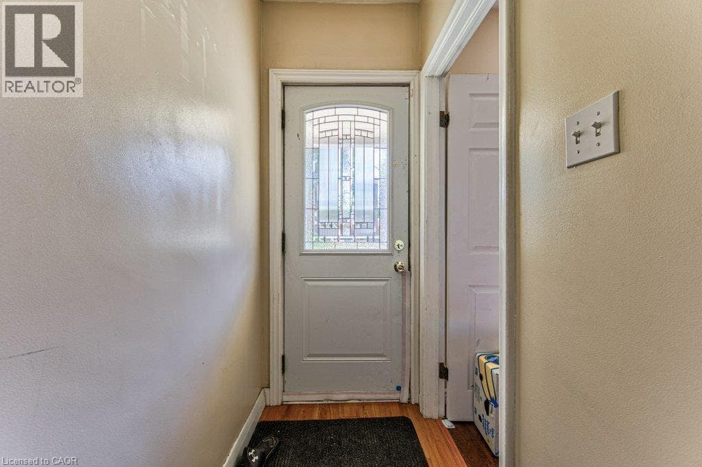 Multi-family for sale at 819 DUKE Street, Central Park, Cambridge, Ontario, photo 5