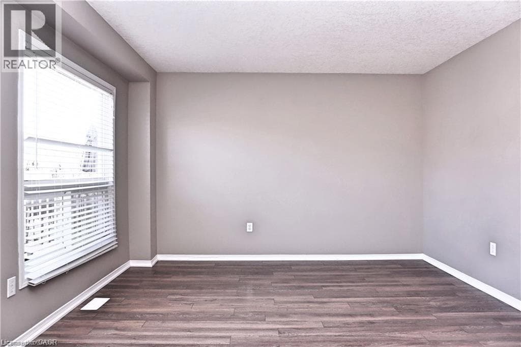 Townhouse for sale at 40 MADELEINE Street, Huron Park, Kitchener, Ontario, photo 10