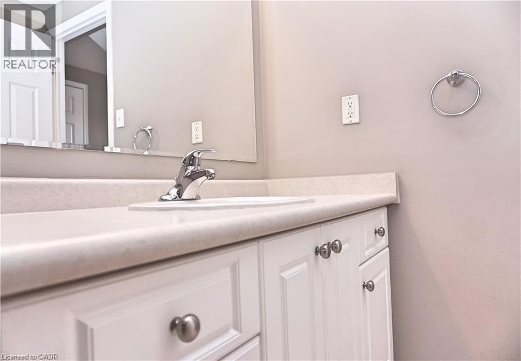 Townhouse for sale at 40 MADELEINE Street, Huron Park, Kitchener, Ontario, photo 14