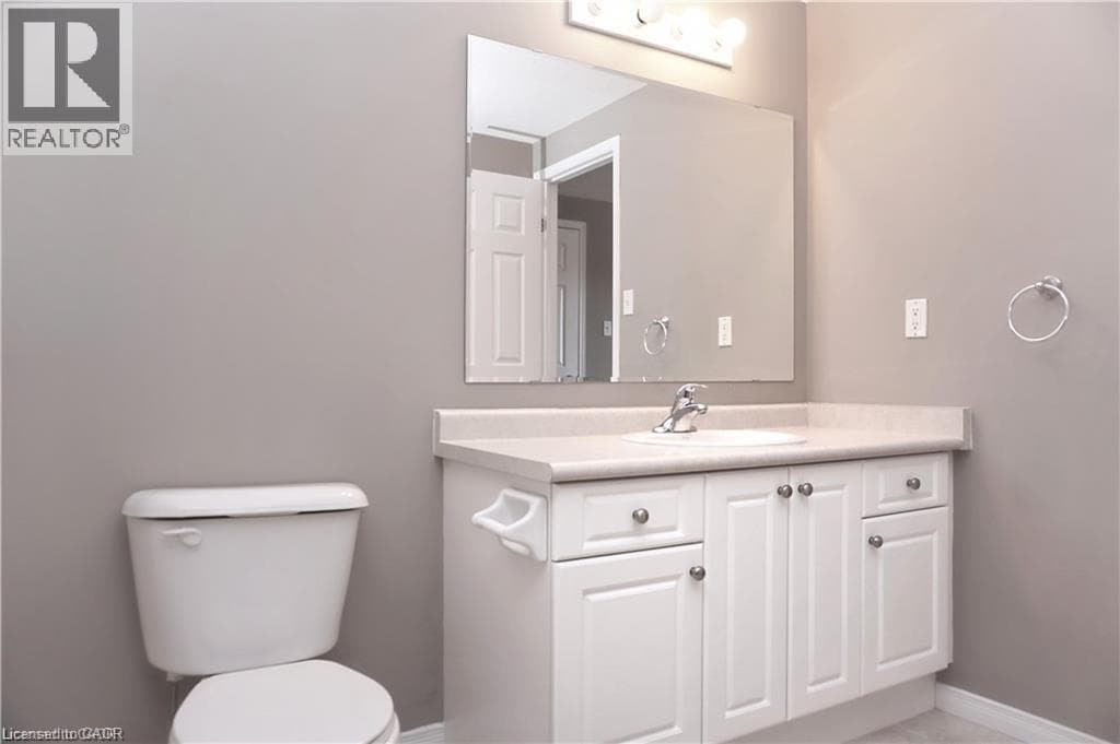 Townhouse for sale at 40 MADELEINE Street, Huron Park, Kitchener, Ontario, photo 17