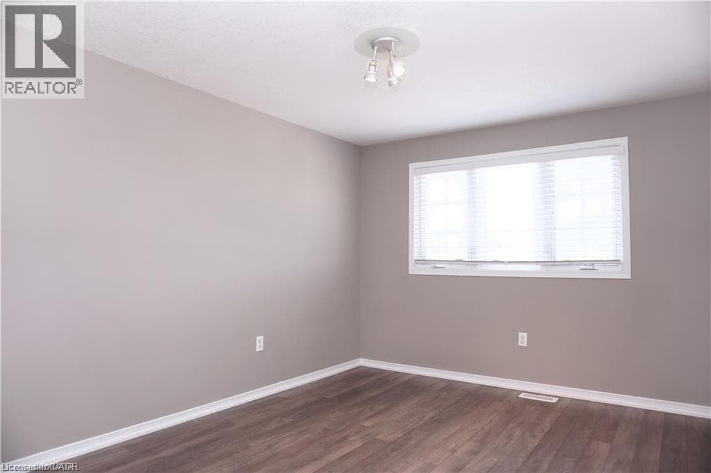 Townhouse for sale at 40 MADELEINE Street, Huron Park, Kitchener, Ontario, photo 20