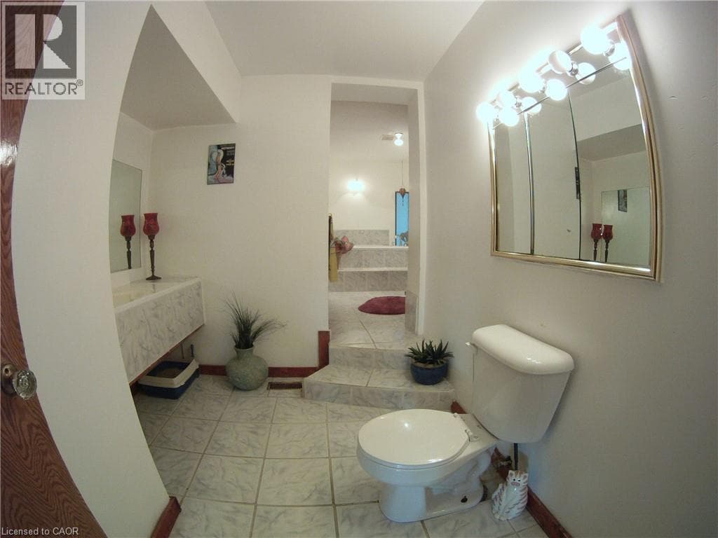 Detached for sale at 160 ERB Street E, Uptown North, Waterloo, Ontario, photo 8